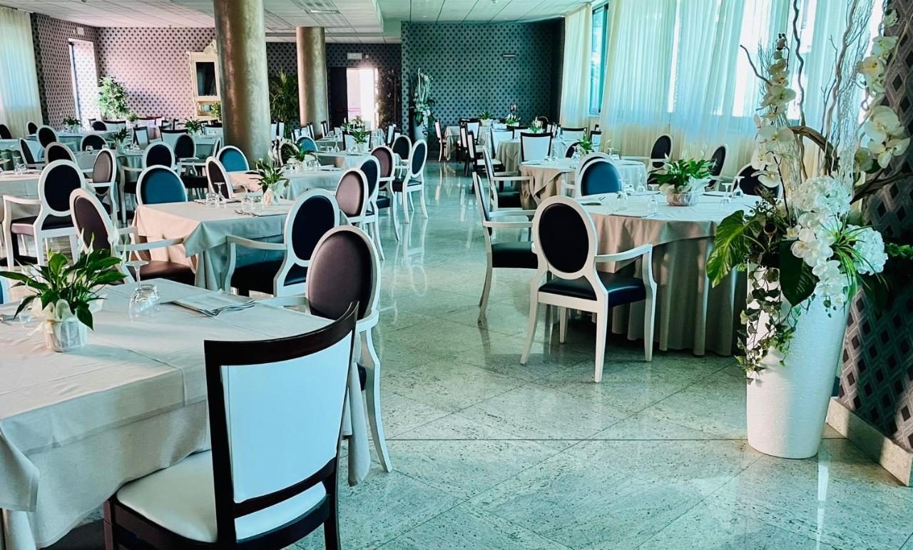Hotel Parisi Nichelino Kültér fotó
