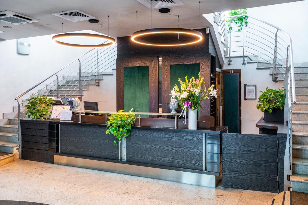 Hotel Parisi Nichelino Kültér fotó