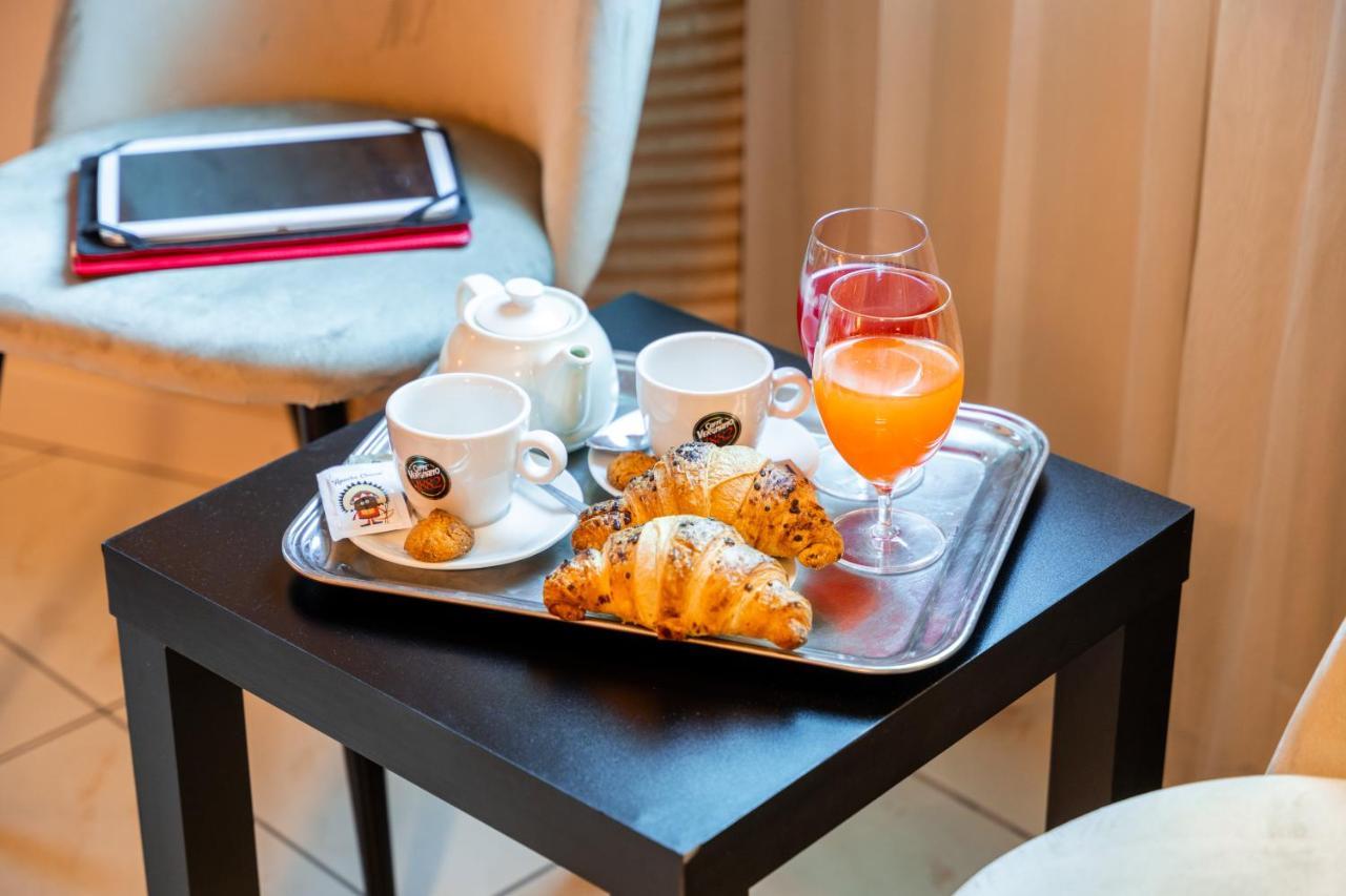 Hotel Parisi Nichelino Kültér fotó