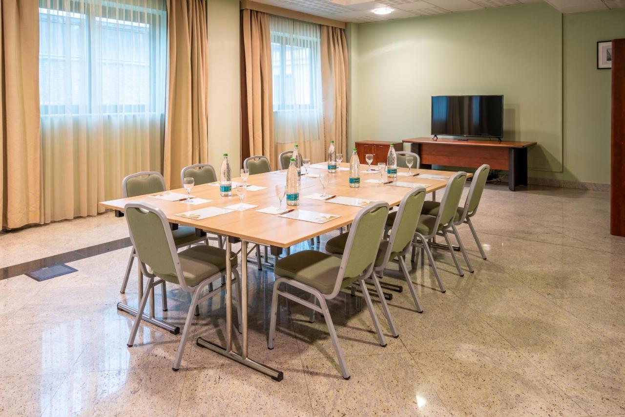 Hotel Parisi Nichelino Kültér fotó